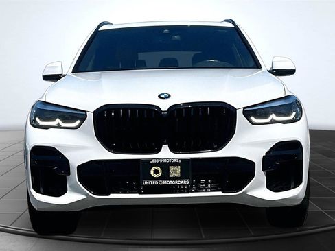 Used 2023 BMW X5 xDrive40i w/ M Sport Package AWD/4WD image 2
