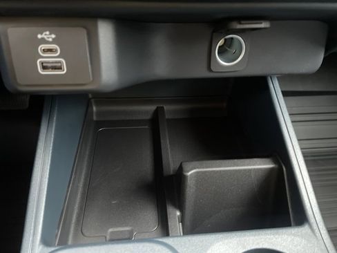 New 2025 Ford Maverick XL w/ Equipment Group 101A image 39