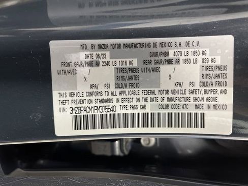 Used 2023 MAZDA MAZDA3 s image 35