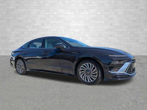 New 2024 Hyundai Sonata Limited FWD image 1