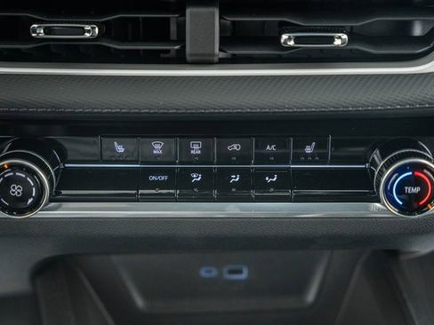 New 2026 Chevrolet Equinox LT w/ Safety and Technology Package image 22