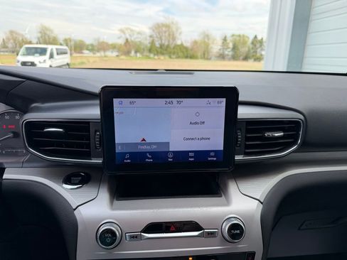 Used 2023 Ford Explorer XLT w/ Equipment Group 202A image 13