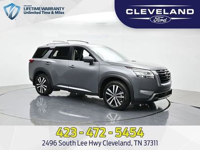 Used 2024 Nissan Pathfinder Platinum