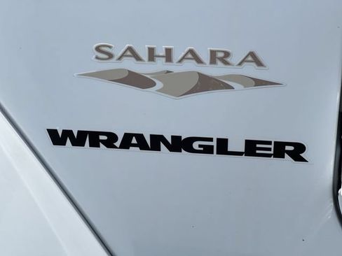Used 2013 Jeep Wrangler Sahara w/ Connectivity Group AWD/4WD image 19