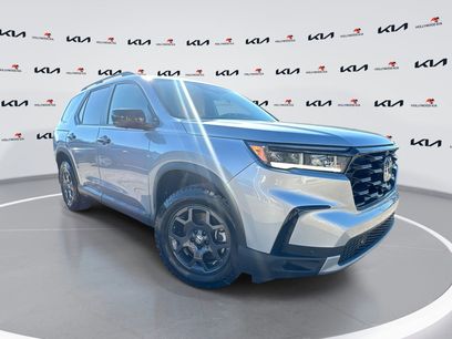 Used 2025 Honda Pilot TrailSport