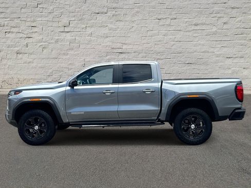 Used 2023 GMC Canyon Elevation RWD image 2