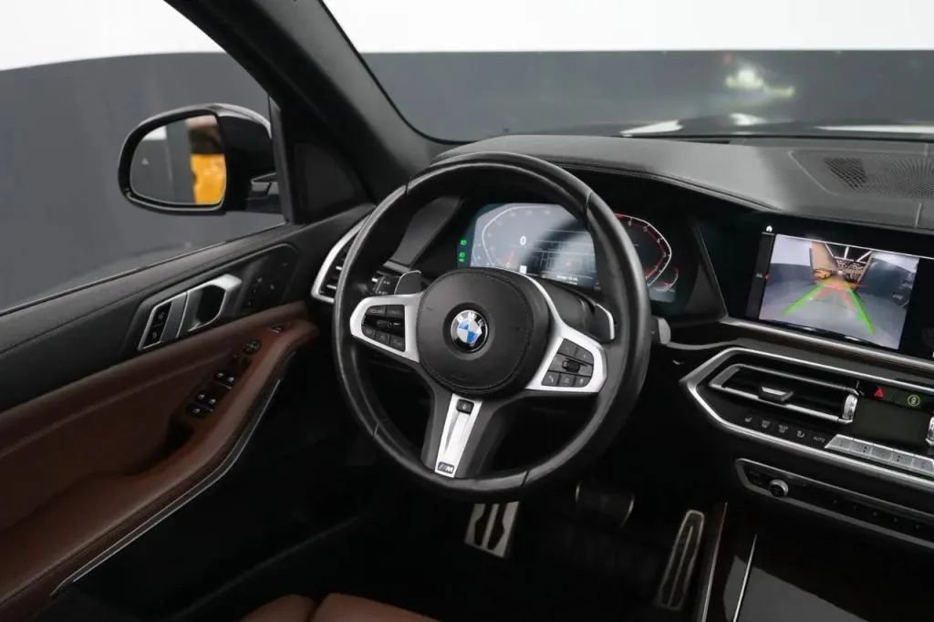 Used 2020 BMW X5 xDrive40i w/ M Sport Package AWD/4WD image 32