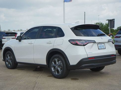 New 2026 Honda HR-V LX image 4
