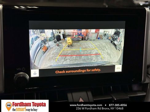 Used 2025 Toyota RAV4 XLE image 24