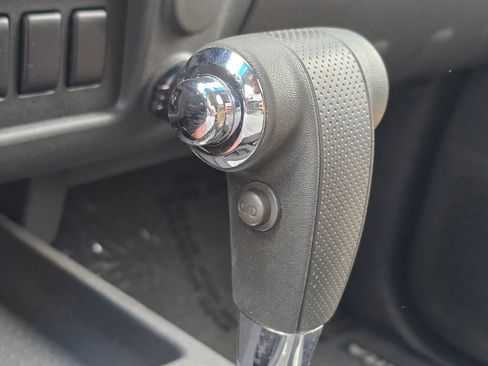 Used 2008 Nissan Xterra S image 34