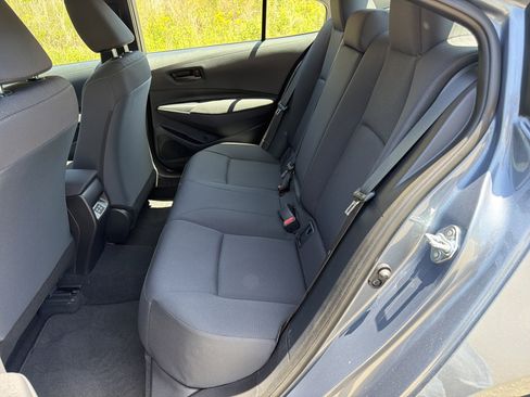 Used 2025 Toyota Corolla LE FWD image 20