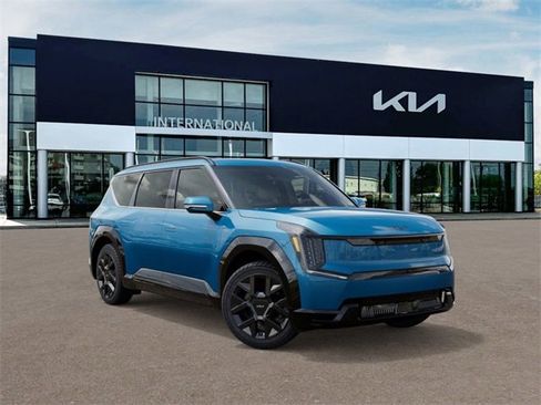 New 2026 Kia EV9 Land w/ Nightfall Edition Package image 8