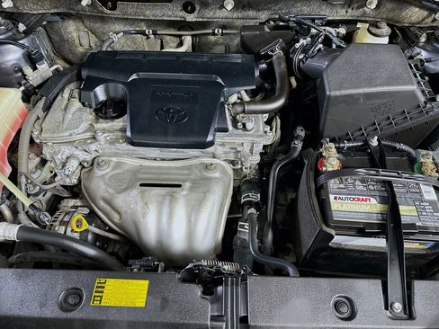 Used 2014 Toyota RAV4 XLE image 31