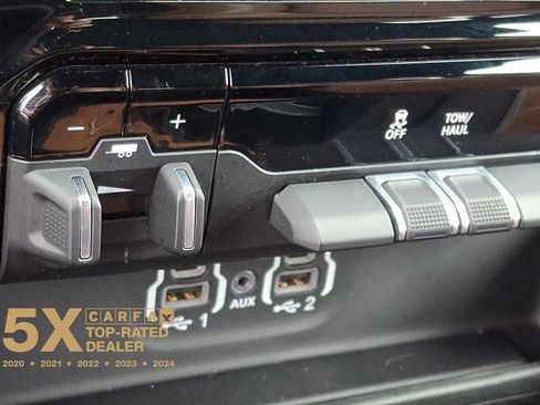 Used 2023 RAM 1500 Limited w/ Body Color Bumper Group image 29