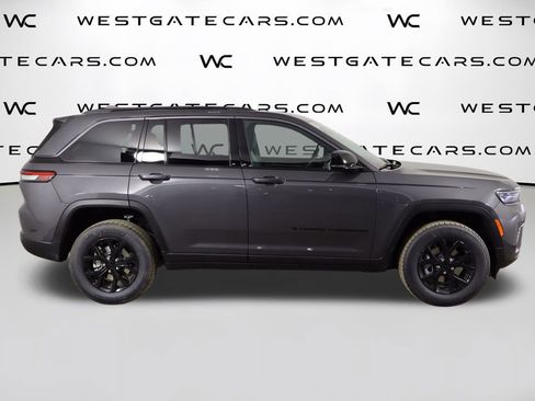 New 2026 Jeep Grand Cherokee Altitude image 54