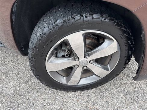 Used 2014 Jeep Grand Cherokee Summit image 13