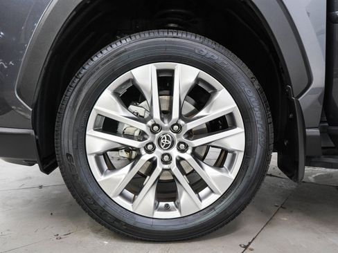 Used 2025 Toyota RAV4 XLE Premium w/ Weather Package AWD/4WD image 31