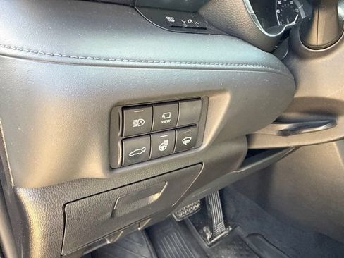 Used 2020 Toyota Highlander Platinum AWD/4WD image 21