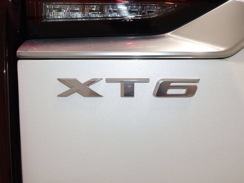 Certified 2024 Cadillac XT6 Premium Luxury AWD/4WD image 36