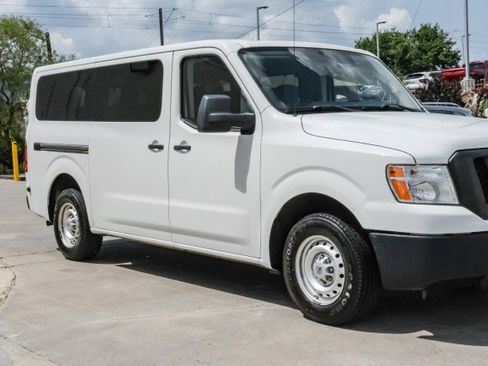 Used 2020 Nissan NV 3500 S image 50