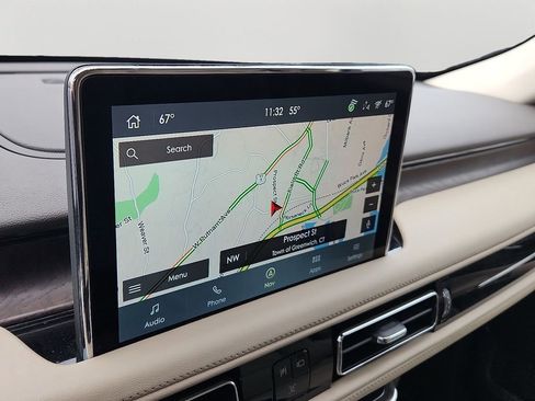 Used 2023 Lincoln Aviator Reserve w/ Equipment Group 201A image 19