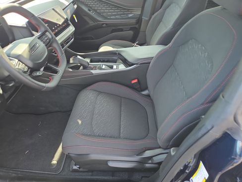 New 2026 Dodge Charger GT image 4