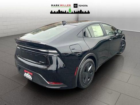 New 2026 Toyota Prius Plug-In Hybrid image 5