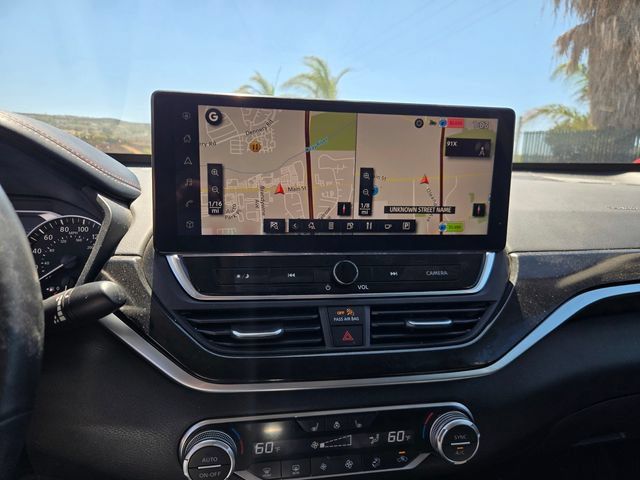 Used 2023 Nissan Altima 2.0 SR FWD image 20