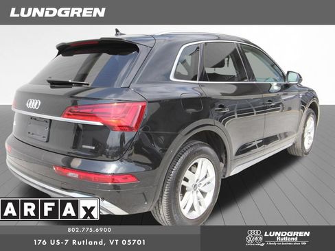 Used 2023 Audi Q5 2.0T Premium w/ Convenience Package AWD/4WD image 3