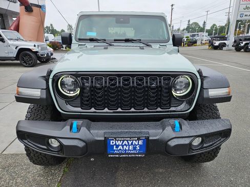 Used 2024 Jeep Wrangler Unlimited AWD/4WD image 8