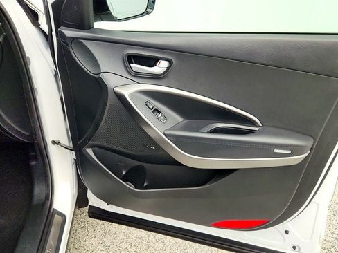 Used 2017 Hyundai Santa Fe Sport w/ 2.0T Ultimate Tech Package 05 AWD/4WD image 25
