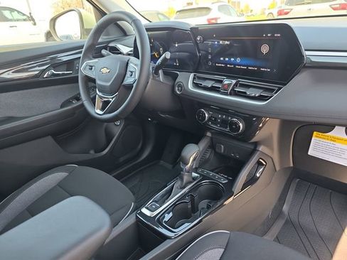 New 2026 Chevrolet TrailBlazer LT w/ Convenience Package image 16