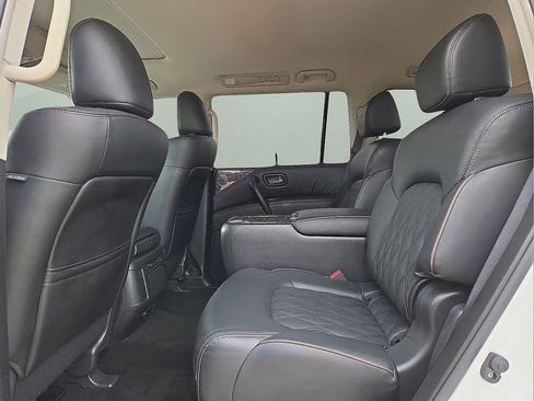 Used 2024 Nissan Armada Platinum w/ Captain's Chairs Package image 16