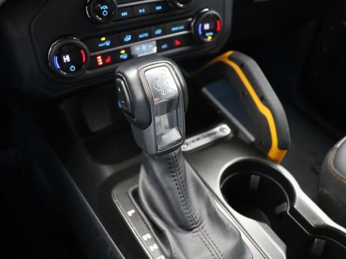 Used 2023 Ford Bronco Badlands w/ Sasquatch Package image 23