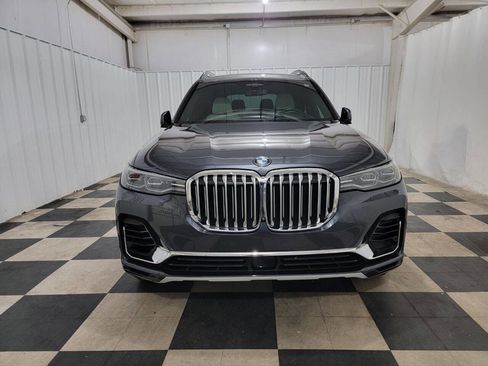 Used 2021 BMW X7 xDrive40i w/ Executive Package image 3