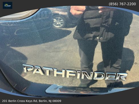 Used 2013 Nissan Pathfinder SL w/ Trailer Tow Pkg AWD/4WD image 6