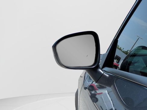 Certified 2026 Nissan Rogue SV FWD image 50