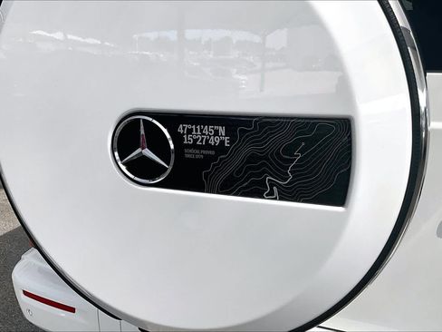 Used 2025 Mercedes-Benz G 550 image 10