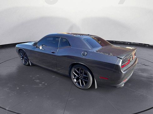 Used 2019 Dodge Challenger SXT w/ Blacktop Package RWD image 3