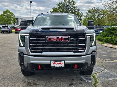 New 2026 GMC Sierra 2500 AT4 w/ AT4 Premium Plus Package AWD/4WD image 4