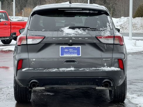 Certified 2022 Ford Escape SE w/ SE Sport Appearance Package image 37
