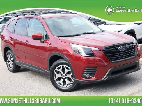 Certified 2022 Subaru Forester Premium AWD/4WD image 1