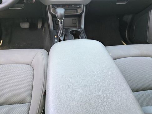 Certified 2022 Chevrolet Colorado W/T w/ WT Convenience Package image 16