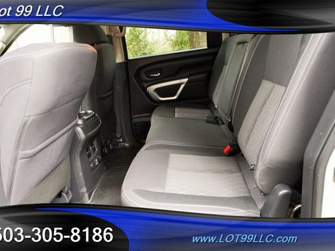 Used 2021 Nissan Titan SV w/ SV Convenience Package AWD/4WD image 14