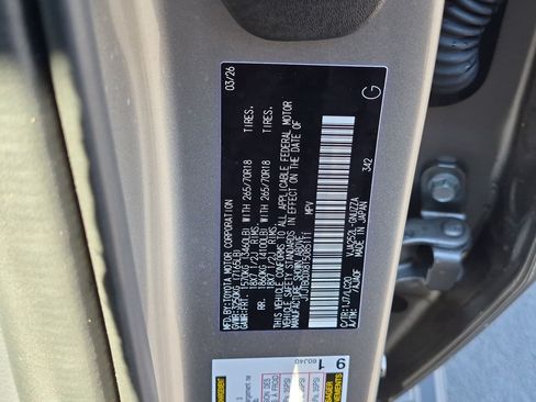 Used 2026 Lexus GX 550 AWD/4WD image 32