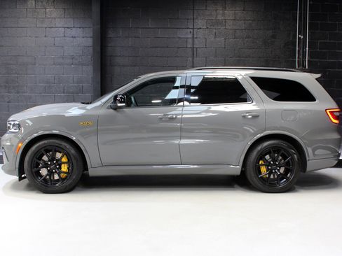 Used 2024 Dodge Durango SRT image 3