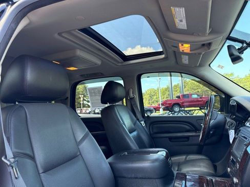 Used 2014 GMC Yukon Denali image 11