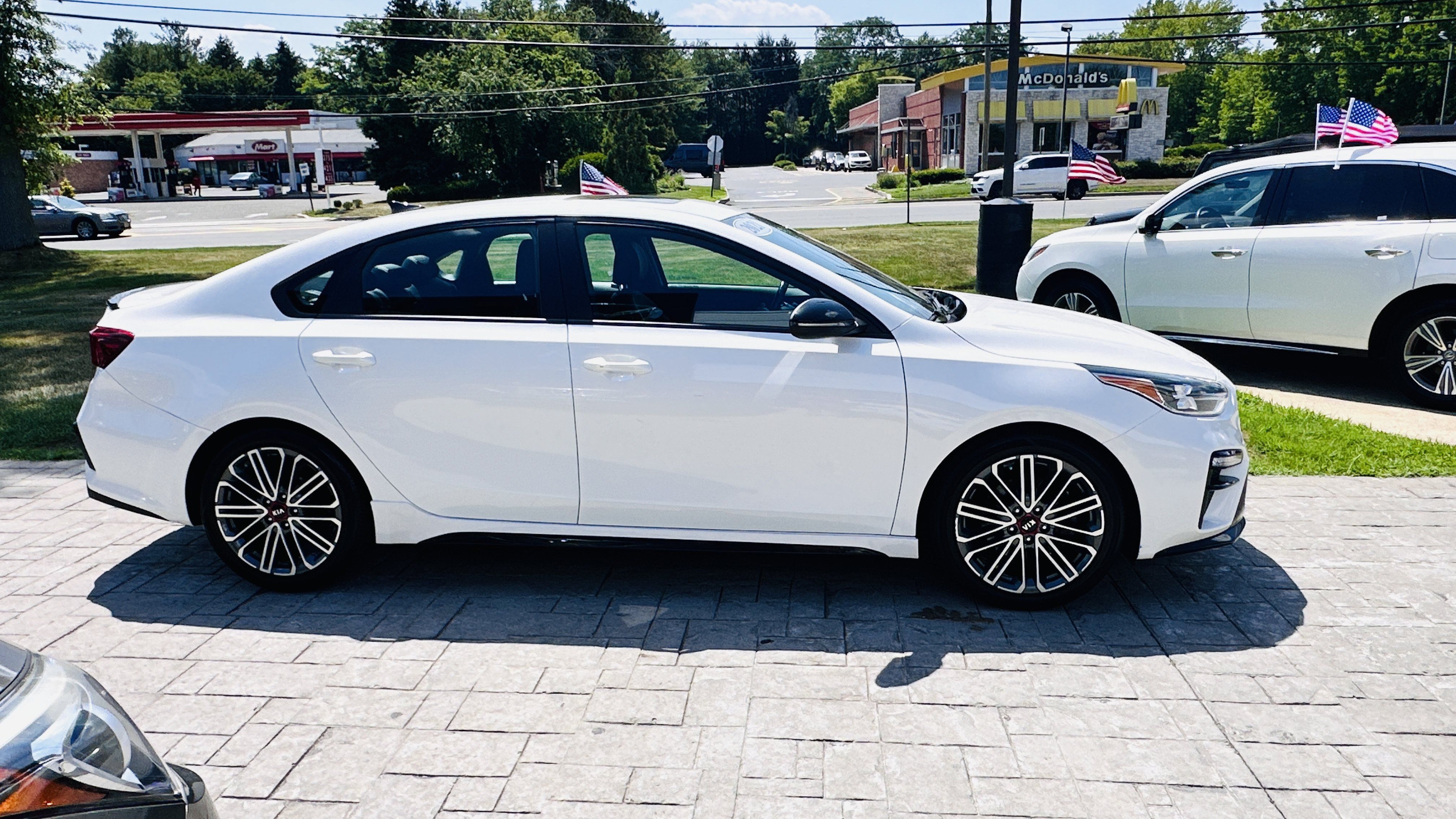 Used 2021 Kia Forte GT FWD image 11