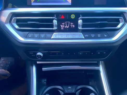 Used 2022 BMW 330i xDrive Sedan w/ Premium Package image 24