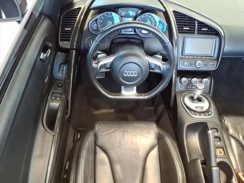 Used 2011 Audi R8 V10 AWD/4WD image 21
